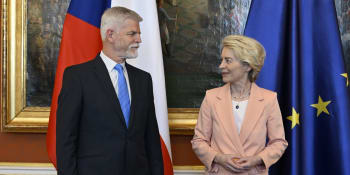 Pavel přivítal šéfku Evropské komise. Von der Leyenová poděkovala za českou pomoc Ukrajině