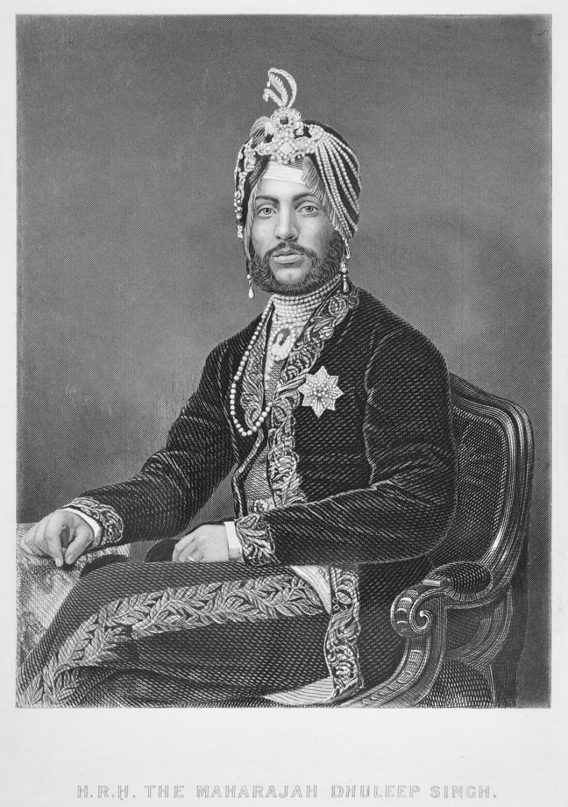 Posledním vlastníkem Koh-i-Nooru byl sikhský mahárádža  Dhuleep Singh