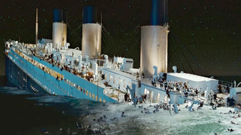 Potápění Titanicu ve filmu Jamese Camerona