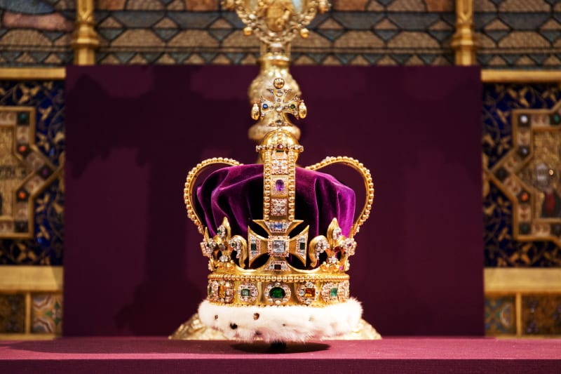 Královská koruna svatého Eduarda, kterou během korunovace bude mít na hlavě Karel III.