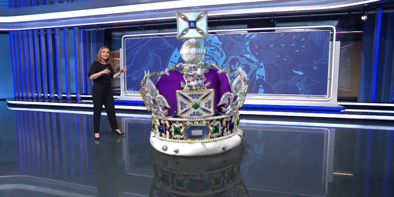 Reportérka Anna Kadavá dopodrobna rozebrala, jak vypadá britská imperiální koruna.