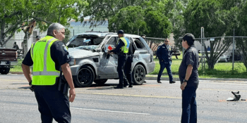 Řidič zabil na zastávce v Texasu osm lidí, teď ho obvinili. Nehoda si vyžádala i zraněné