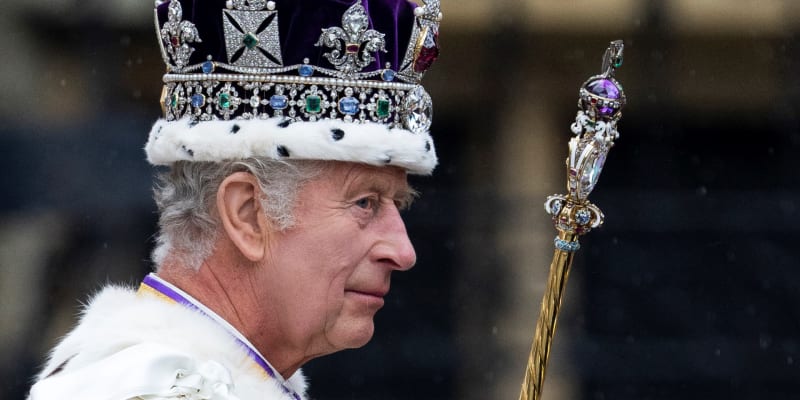 Korunovaný britský král Karel III.