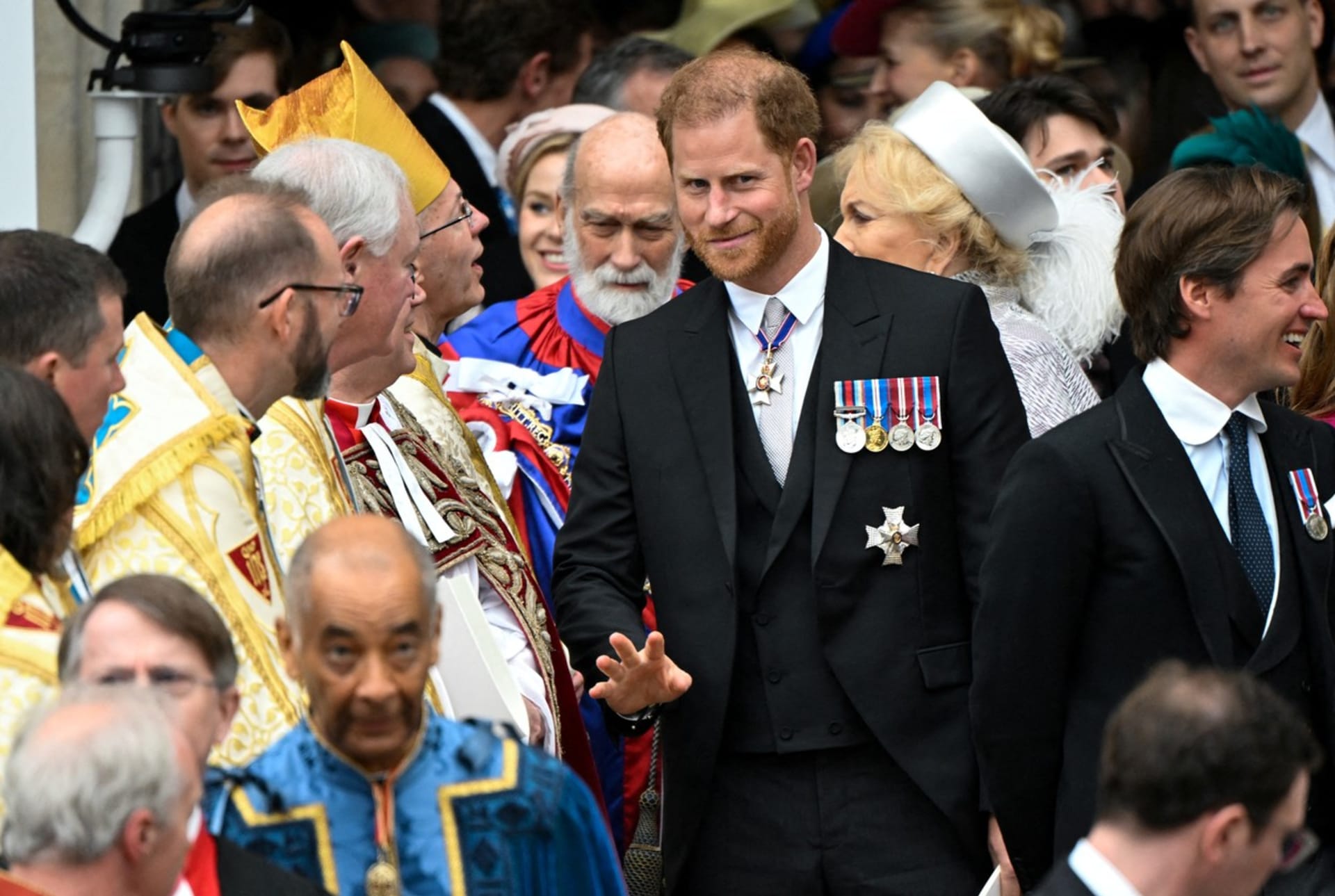 Princ Harry má nyní na zahradě domeček, který jeho dcera dostala od krále.