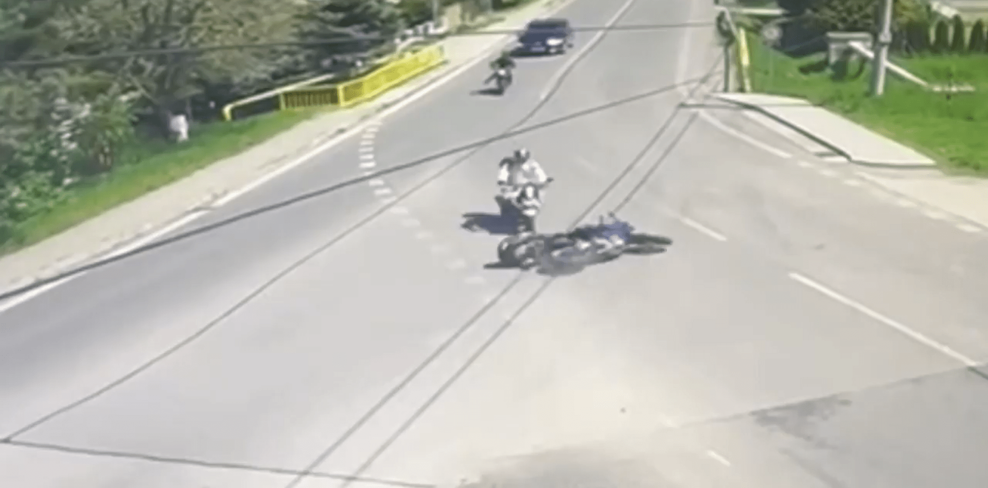 Hrůzné záběry nehody motorkářů zachytila kamera (8. 5. 2023).