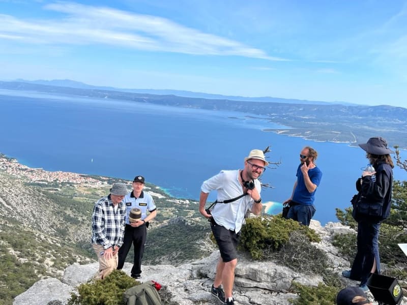 První natáčecí den proběhl 28. dubna na Vidove Gore, což je nejvyšší hora Jadranských ostrovů s výhledem na nekrásnější pláž v Chorvatsku. 