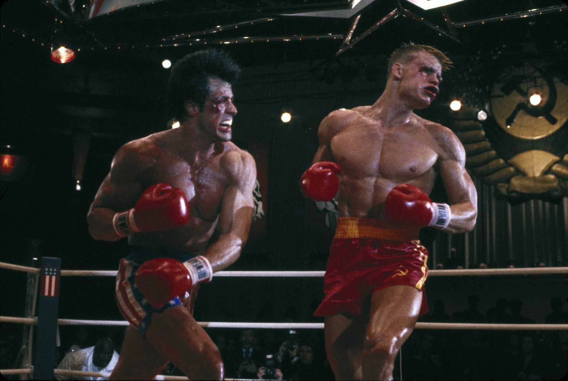 Dolph Lundgren v legendární roli sovětského boxera Ivana Draga ze snímku Rocky IV