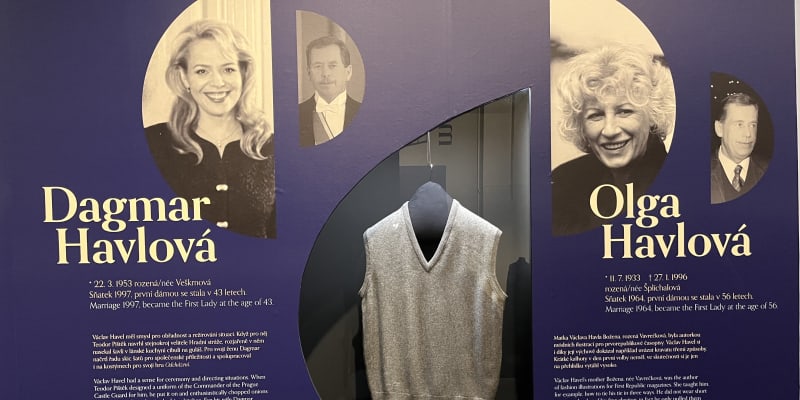 Nová výstava v Národním muzeu ukazuje styly oblékání manželek prezidentů od vzniku Československa.