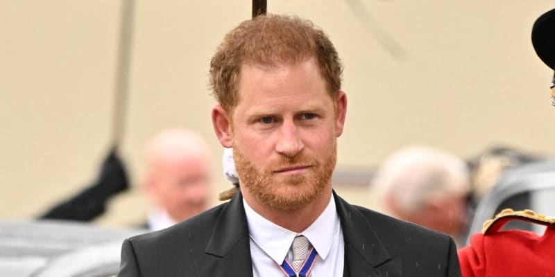 Princ Harry žaluje bulvár kvůli odposlechům