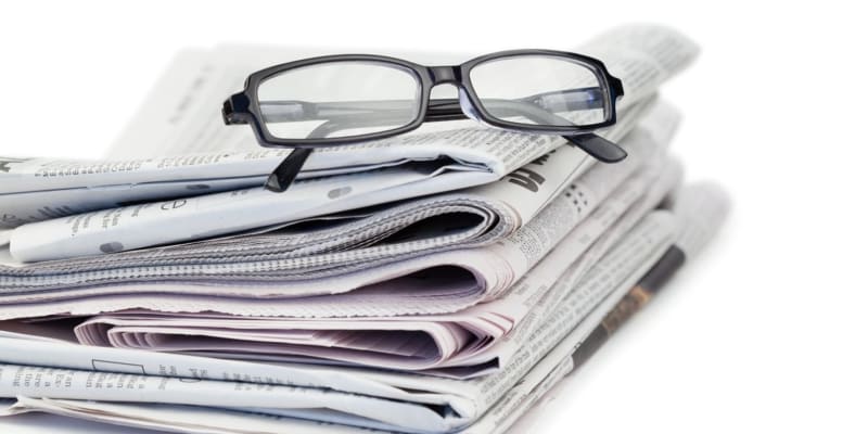 Noviny podraží kvůli vyšší sazbě DPH. Vydavatelé varují před krachem.