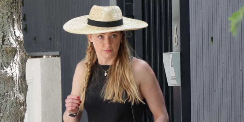 Amber Heard si užívá klidu Španělska