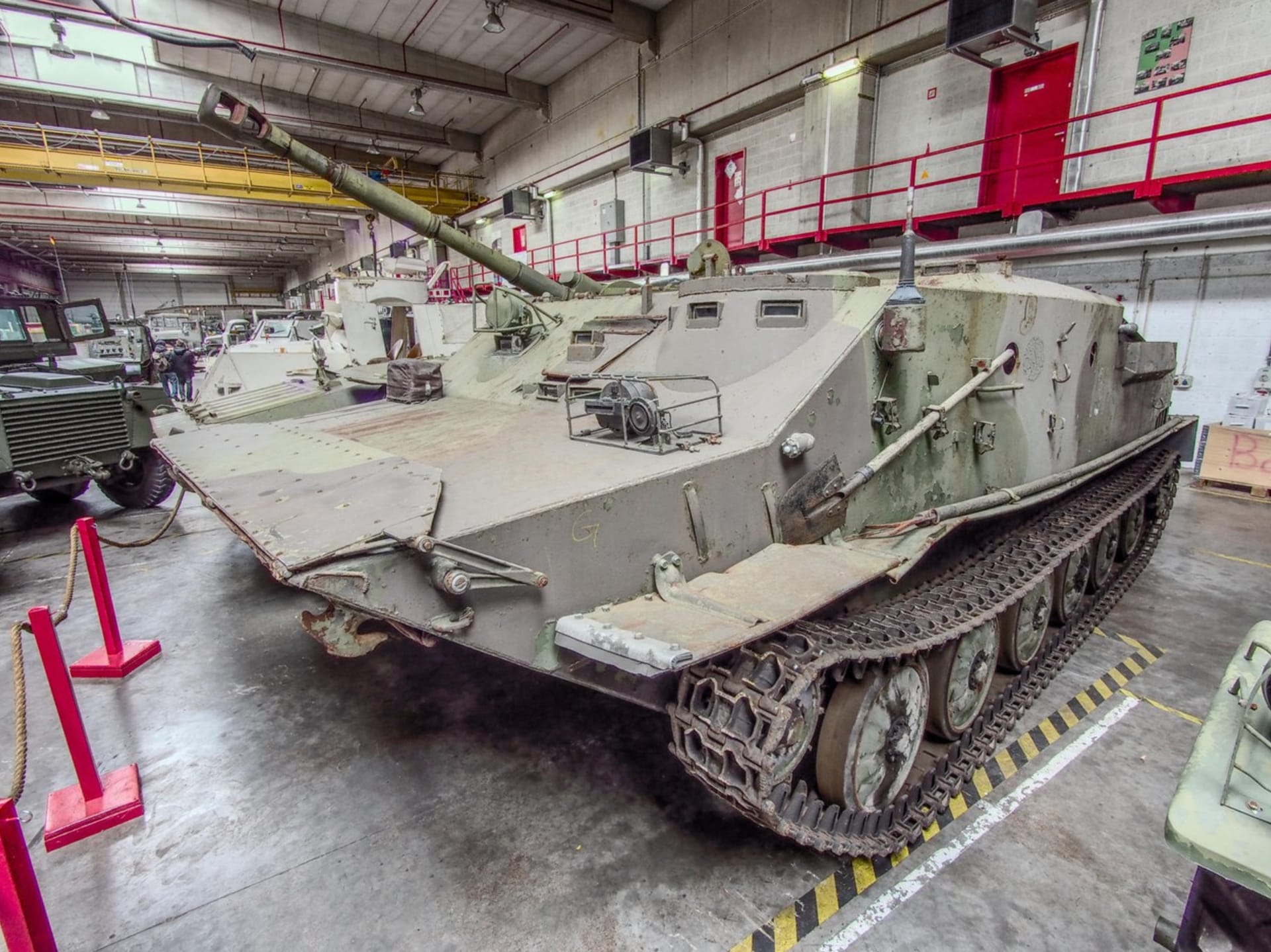 Historický transportér BTR-50 používali Sověti již v 50. letech, nyní se objevil i na Ukrajině. (Ilustrační foto)