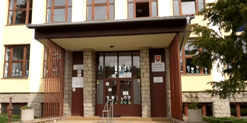 Napadení učitelky ve slovenských Hrabušicích