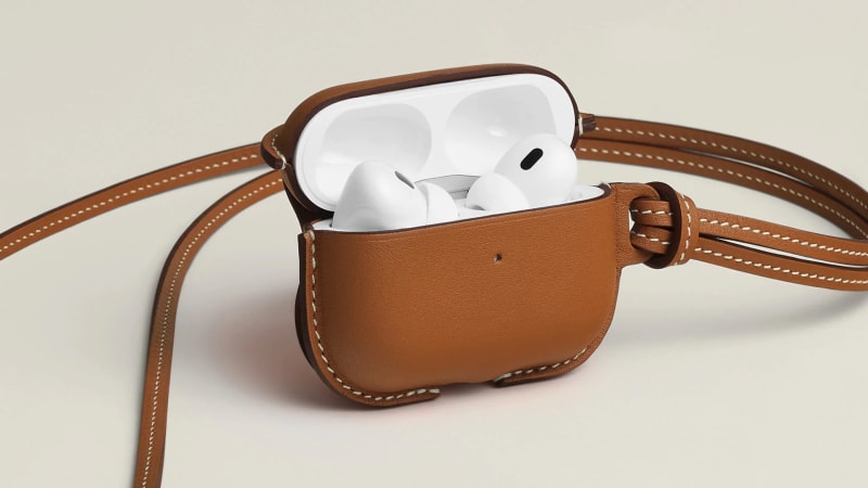 Kožené příslušenství Hermès k Apple AirPods Pro