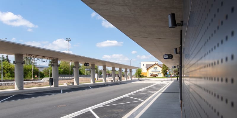 Nové autobusové nádraží v Heřmanově Městci