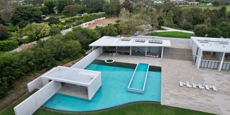 Jay-Z a Beyoncé koupili nejdražší dům v Kalifornii.