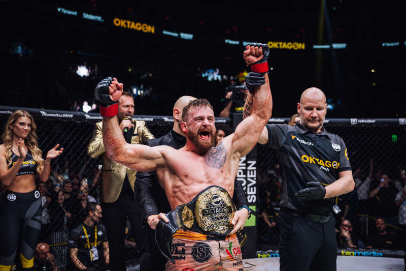 Patrik Kincl obhájil titul šampiona MMA.