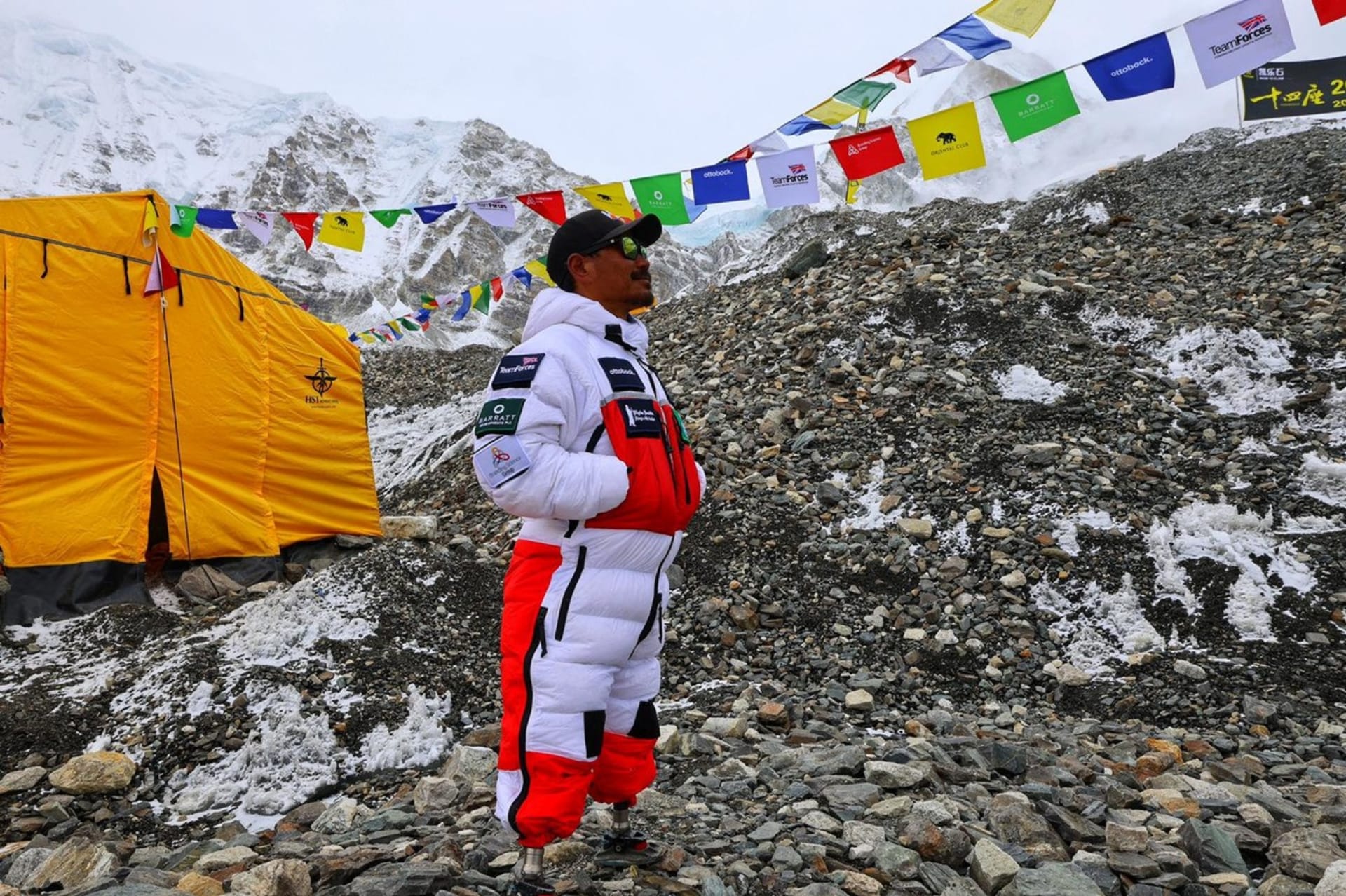 Hari Budha Magar zdolal Mount Everest
