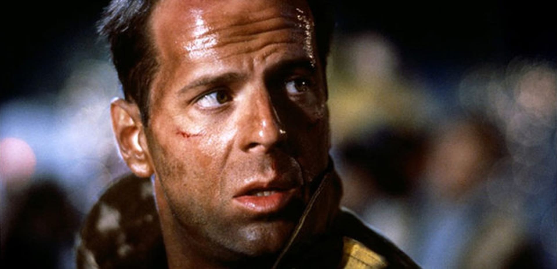 Smrtonosná past 1 - Bruce Willis