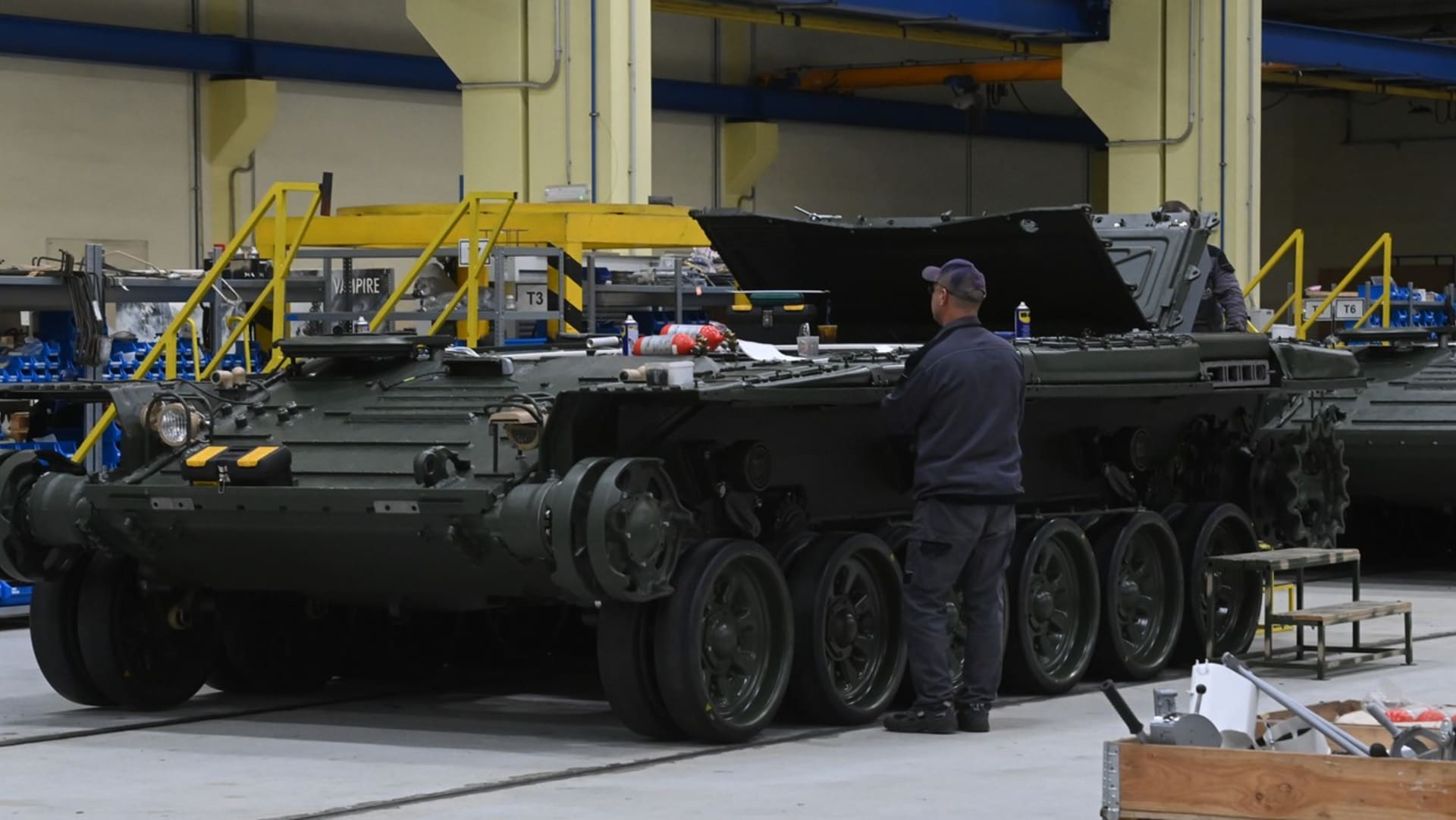 Modernizace tanků T-72  v dílnách výrobce armádní techniky Excalibur Army ve Šternberku. Tanky jsou pro ukrajinskou armádu