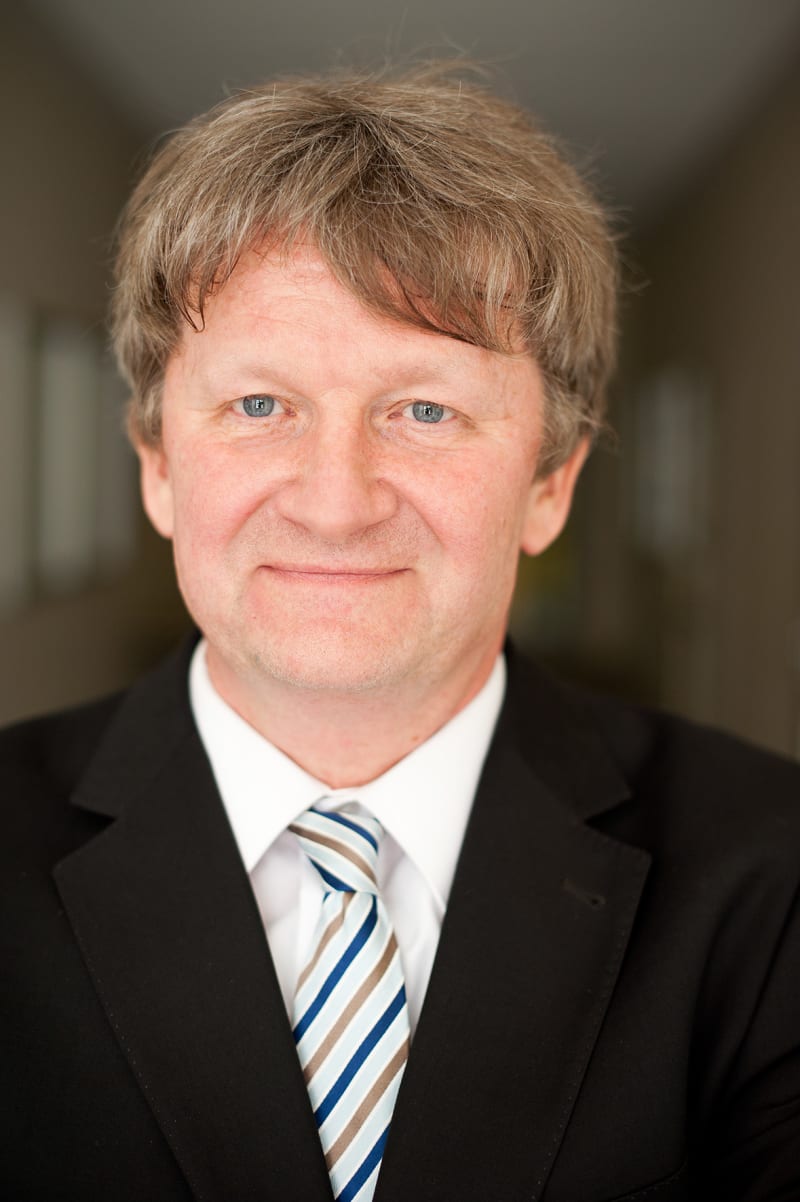 Profesor Helge Peukert