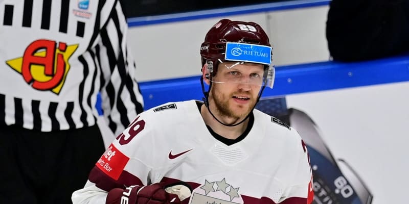 Lotyšský hokejista Ralfs Freibergs