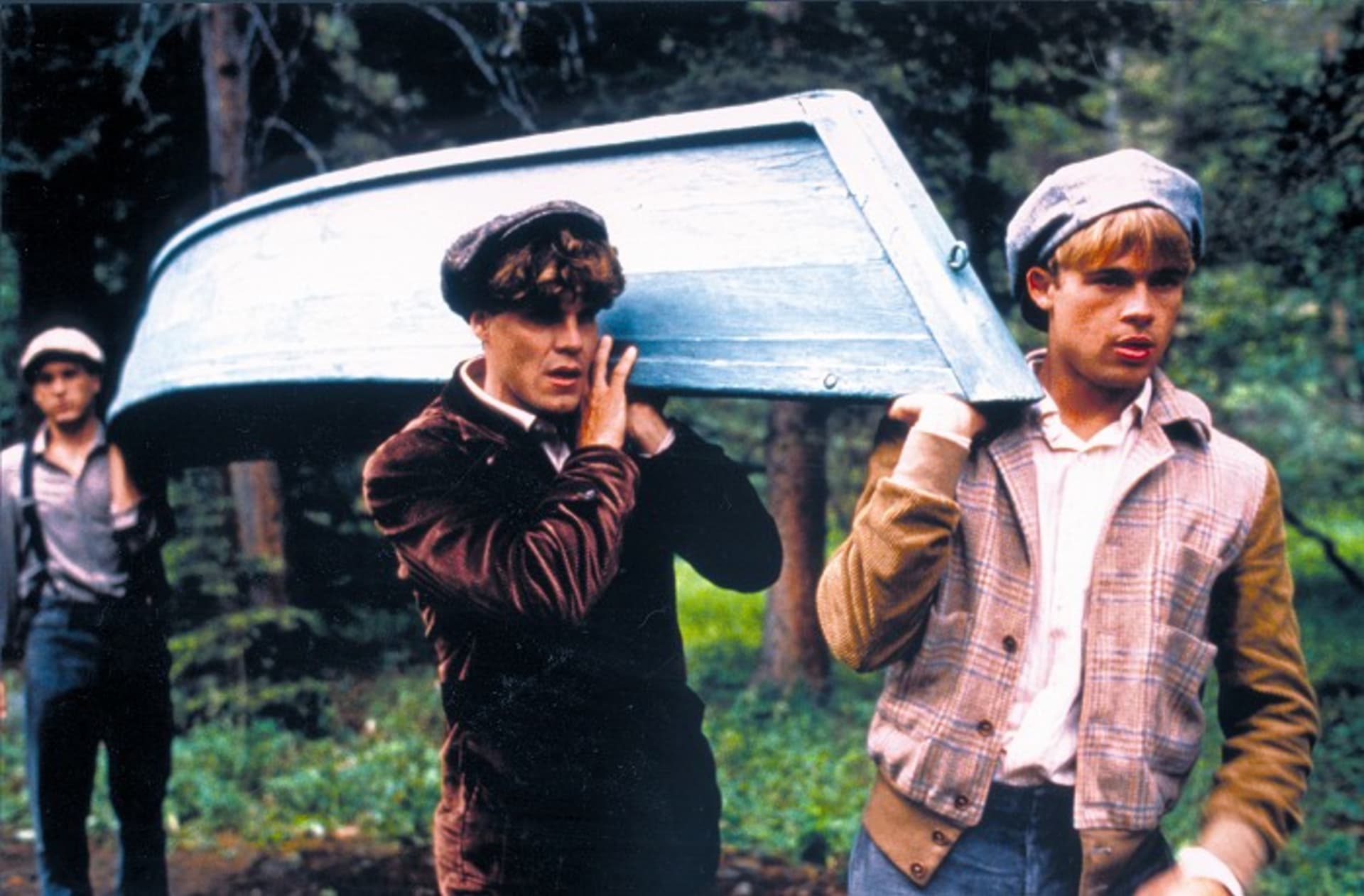 Záběry z filmu Teče tudy řeka s Robertem Redfordem a Bradem Pittem