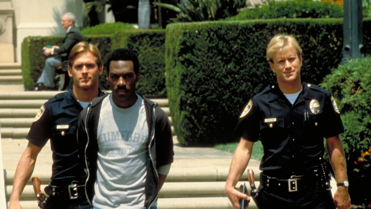 Záběry z filmu policajt v Beverly Hills