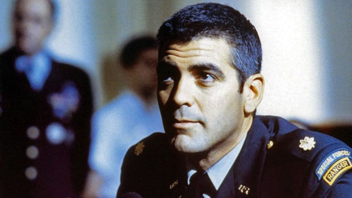George Clooney ve filmu Peacemaker.