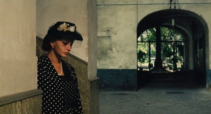 Záběry z filmu Manželství po italsku
