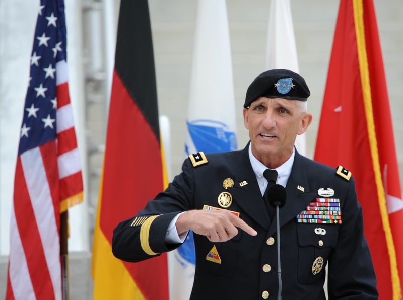 Generálporučík americké armády Mark Hertling