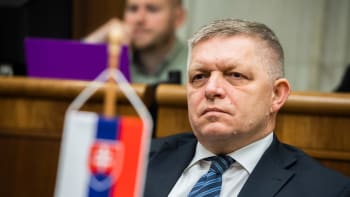 Rusko chce ovlivnit volby na Slovensku, tvrdí exministr obrany. Kreml baží po vítězství Fica