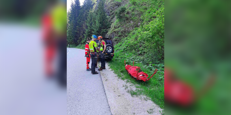 Matka tří dětí se zřítila ze srázu ve slovenských horách.