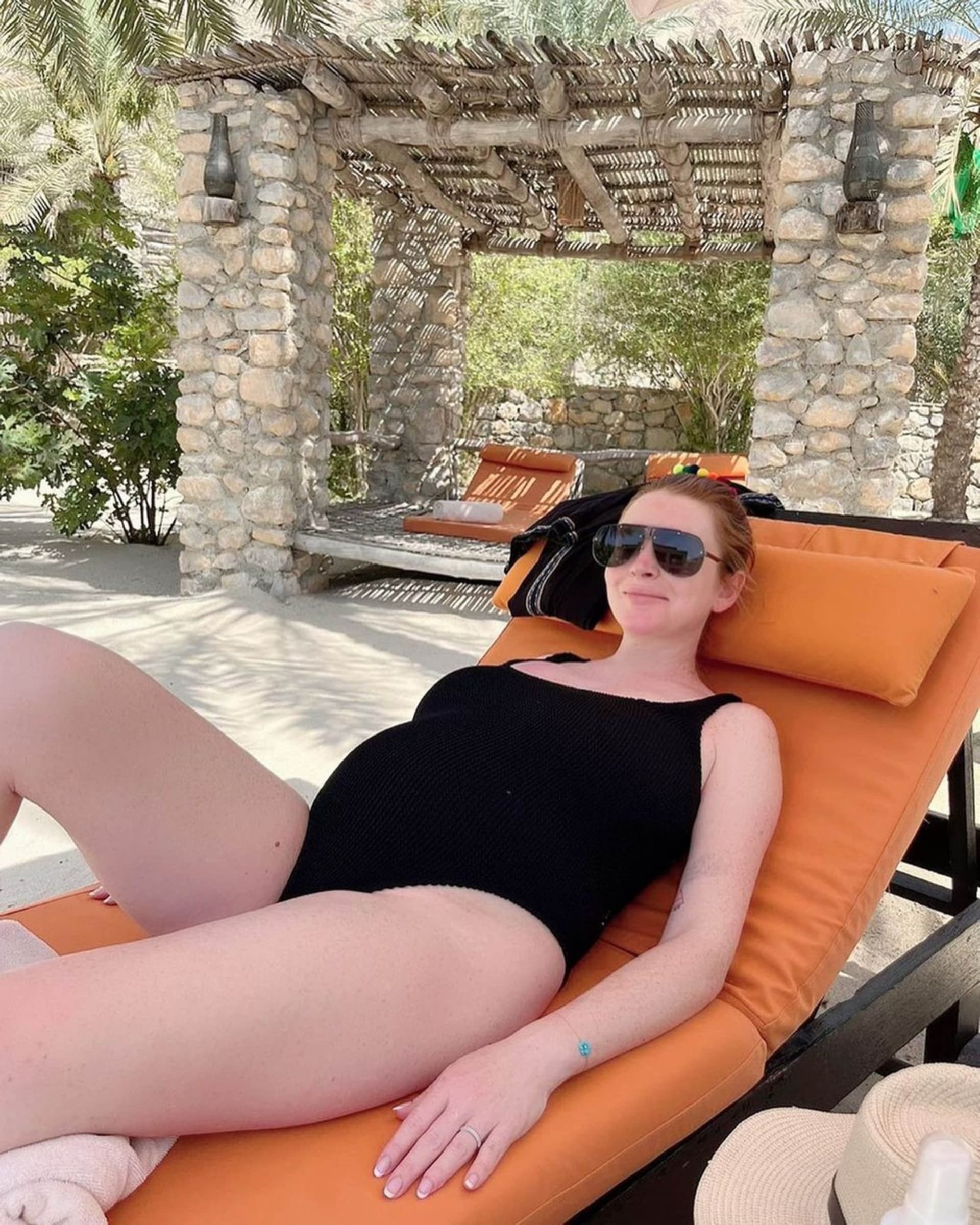Herečka Lindsay Lohan je nyní těhotná a těší se na příchod potomka