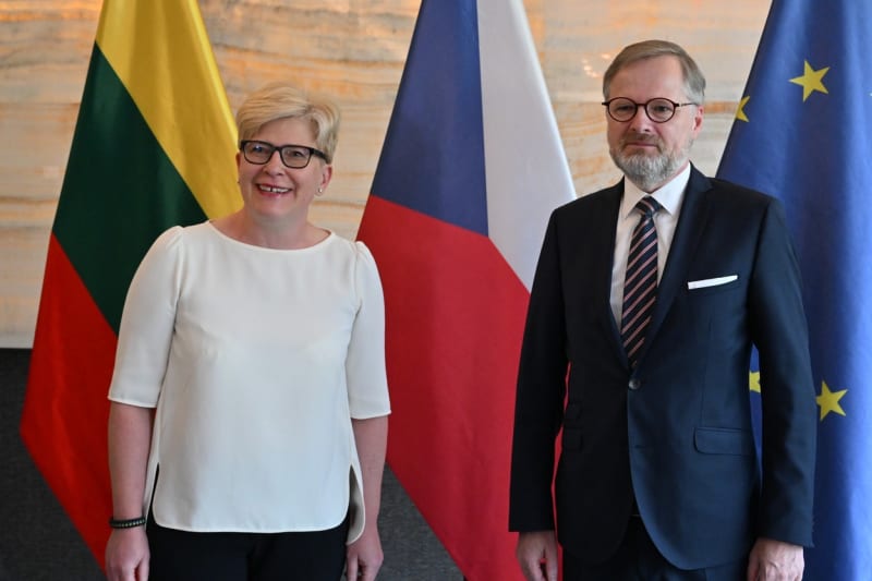 Premiér Petr Fiala (ODS) se setkal s předsedkyní litevské vlády Ingrid Šimonytéovou.