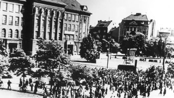 Pryč s komunisty, město je naše! Plzní před 70 roky otřásly protesty proti měnové reformě