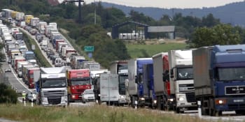 Vrátí se na nedělní silnice kamiony? Návrh ODS podporuje i ministr Kupka. Piráti jsou proti