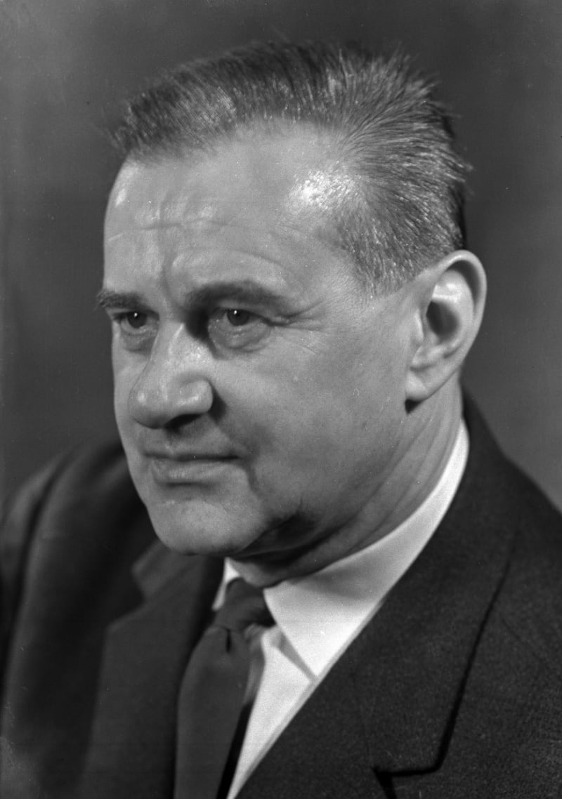 Herec Josef Beyvl byl originálním představitelem osobité, robustní i bodré komiky.
