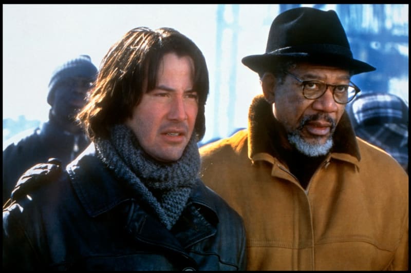 Freeman po boku Keanu Reevese ve filmu Řetězová reakce (1996).