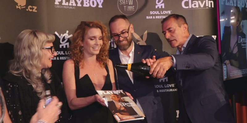 Herečka Denisa Nesvačilová pokřtila nový díl Playboye.