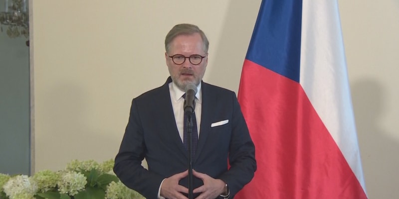 Premiér Petr Fiala (ODS) na tiskové konferenci po jednání s Petrem Pavlem