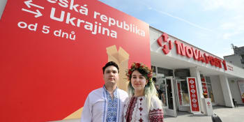 Spojení s Ukrajinou posiluje. Nova Pošta otevřela v Praze pobočku, doručí i tunové zásilky