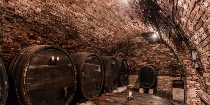 Víno se tu vyrábí už od 17. století a mnoho tradic z původní výroby se dodržuje dodnes.
