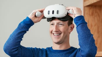 Mark Zuckerberg zkritizoval nové superbrýle od Applu. Vadí mu i jejich přepálená cena