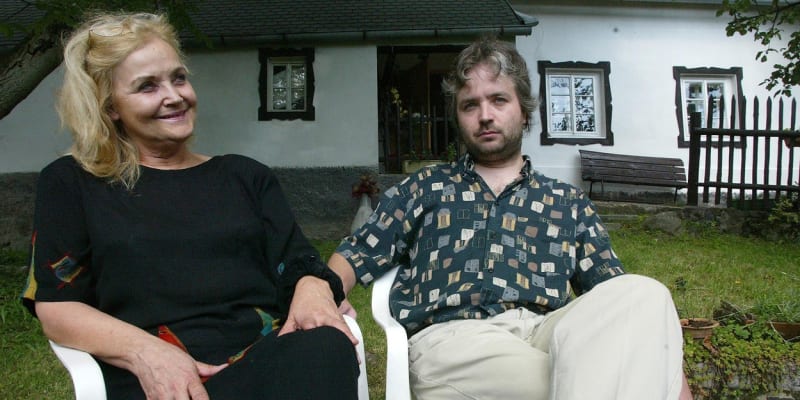 Gabriela se synem Ondřejem Kepkou.