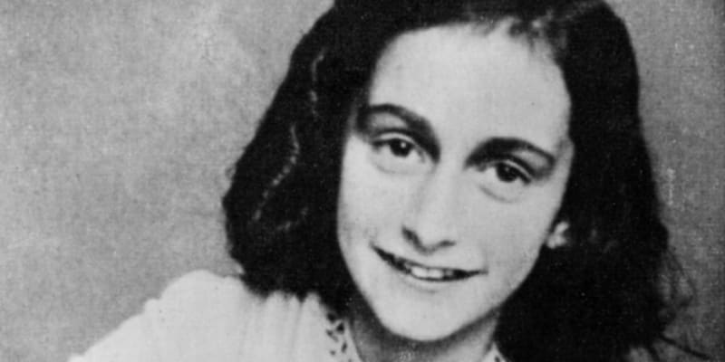 Anne Franková na školním snímku z roku 1941