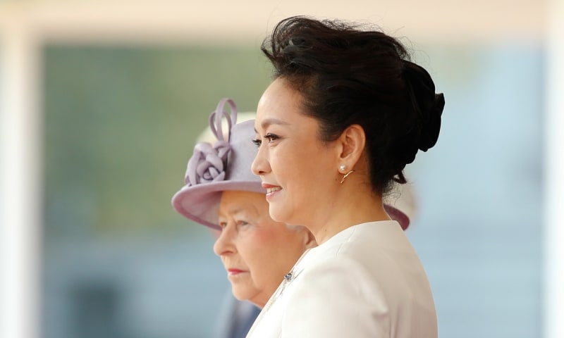 Čínská první dáma se v roce 2015 potkala i s královnou Alžbětou II.