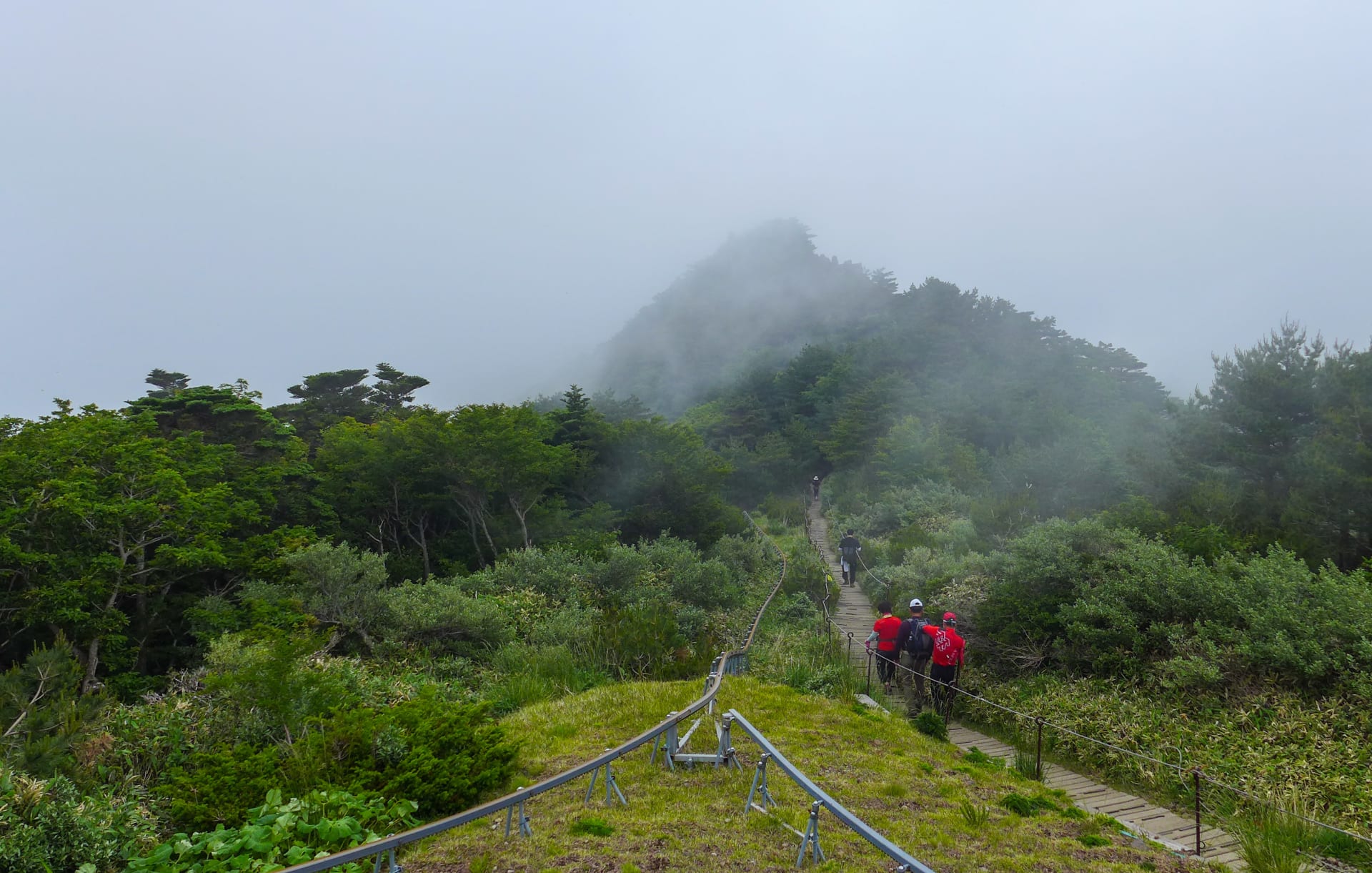 Jak jsem šla na nejvyšší horu Jižní Koreje – a ona byla zavřená