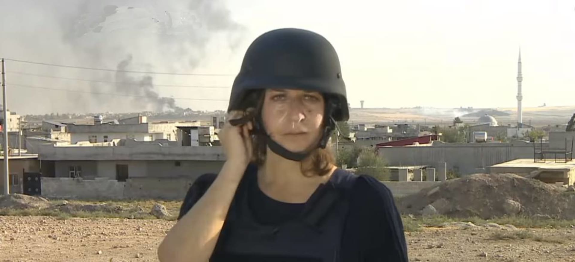 Reportérka Al Jazeera Zeina Chodrová v místě bojů