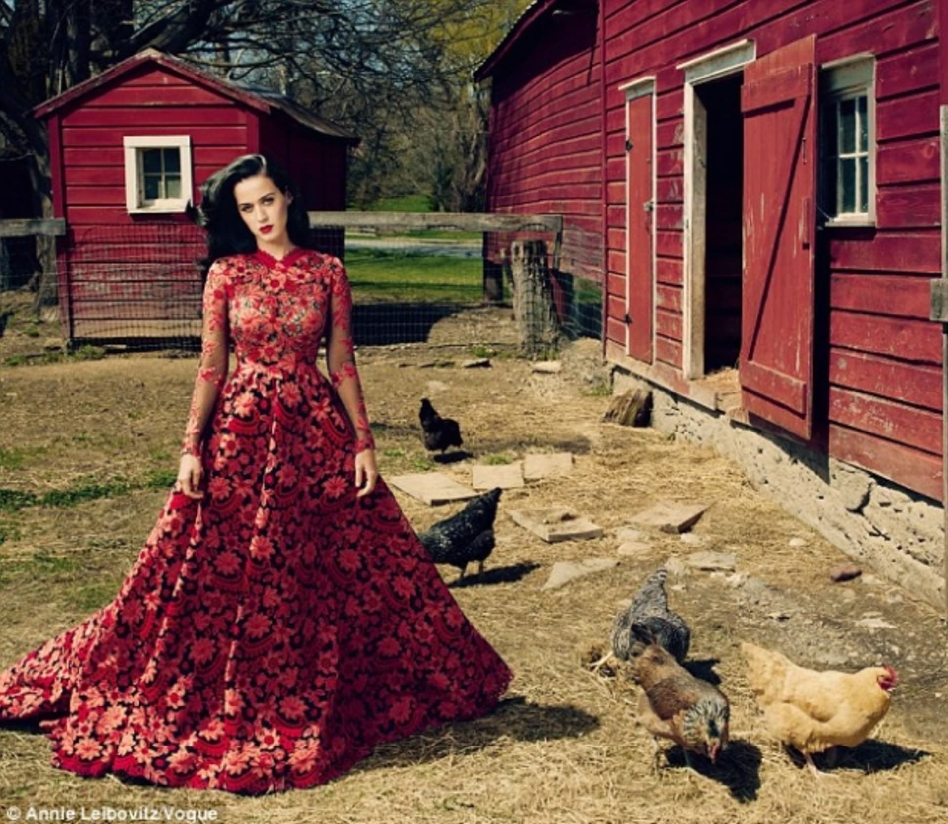Zpěvačka Katy Perry na krásných fotkách v časopisu Vogue